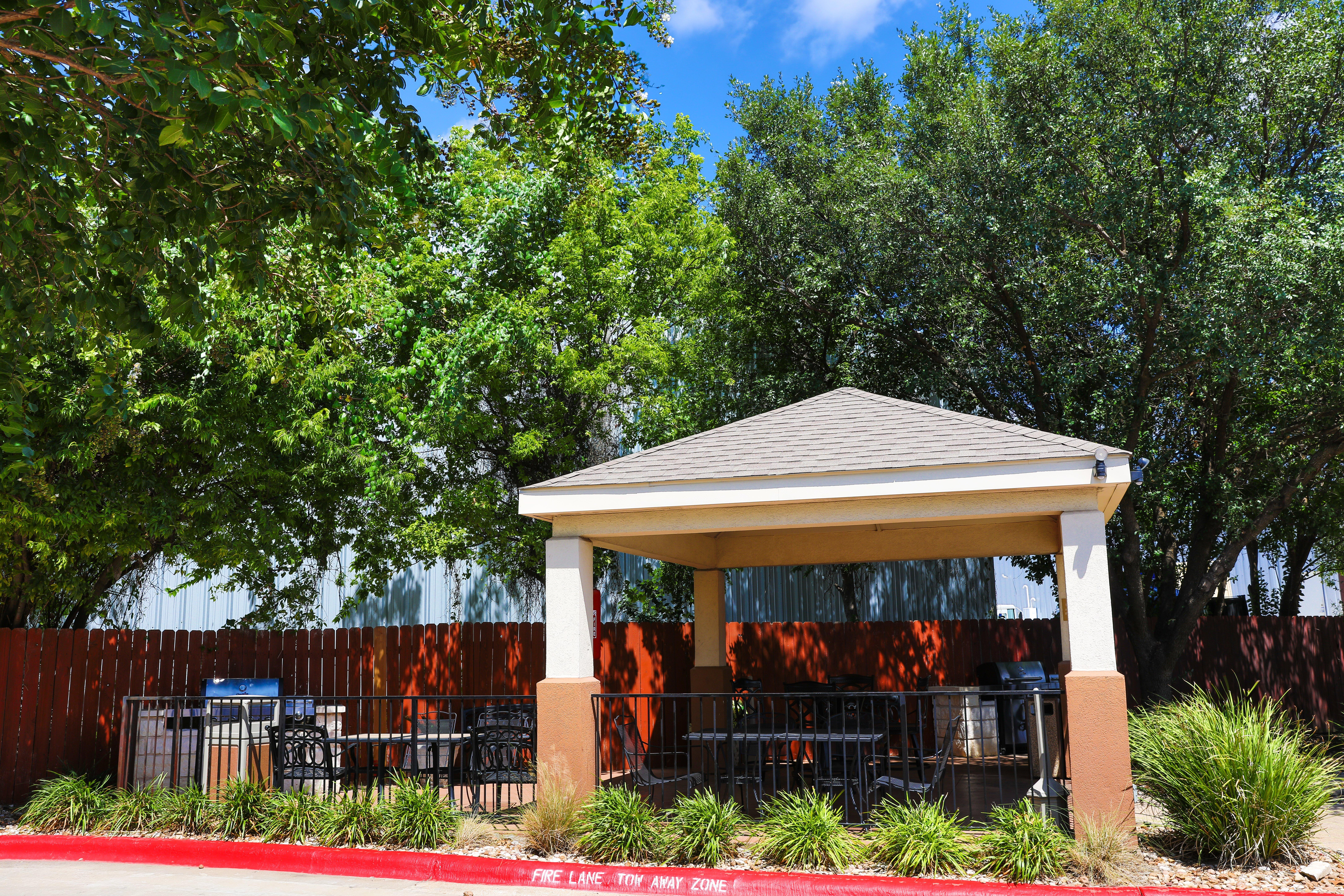Sonesta Simply Suites Austin South Exterior photo