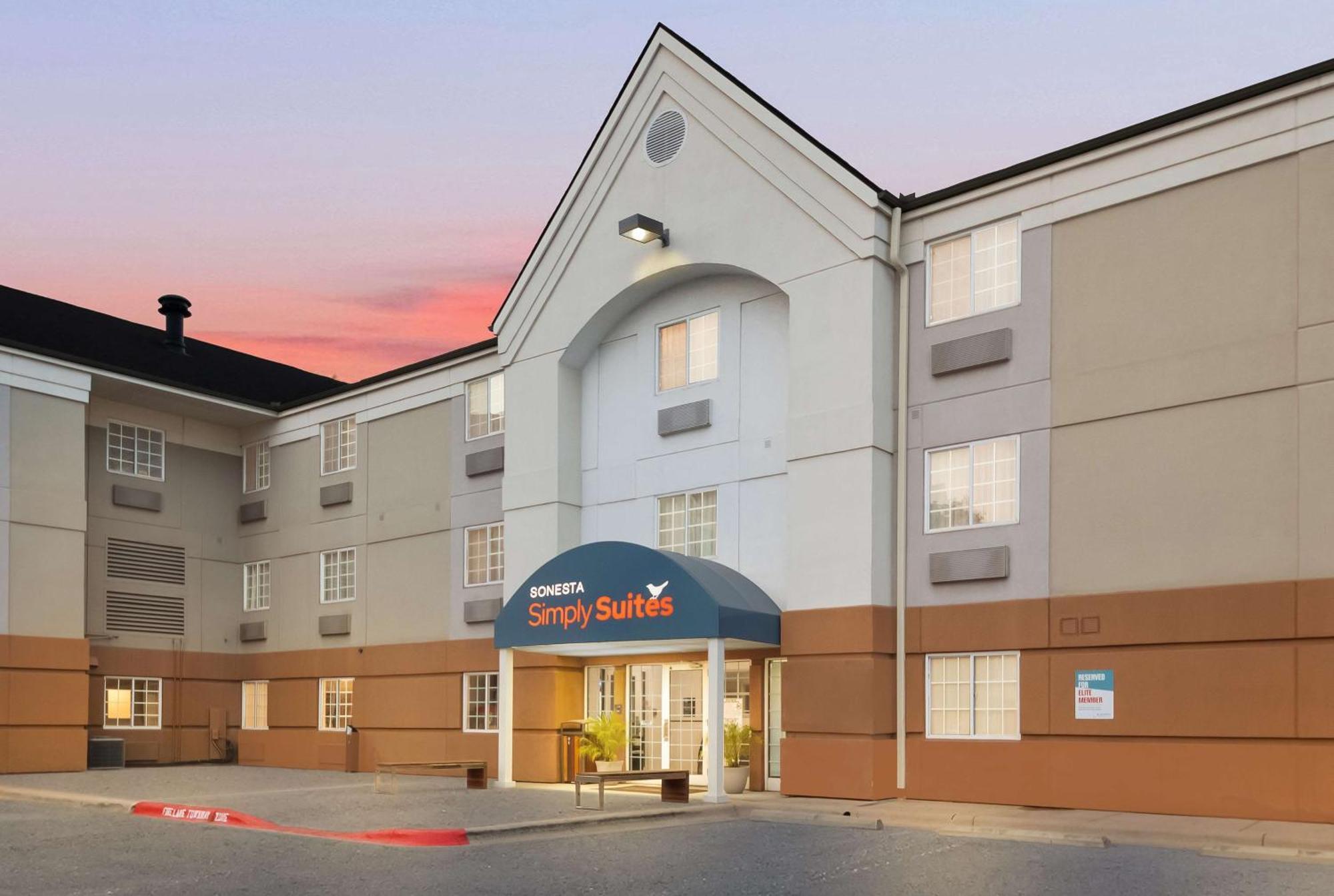 Sonesta Simply Suites Austin South Exterior photo