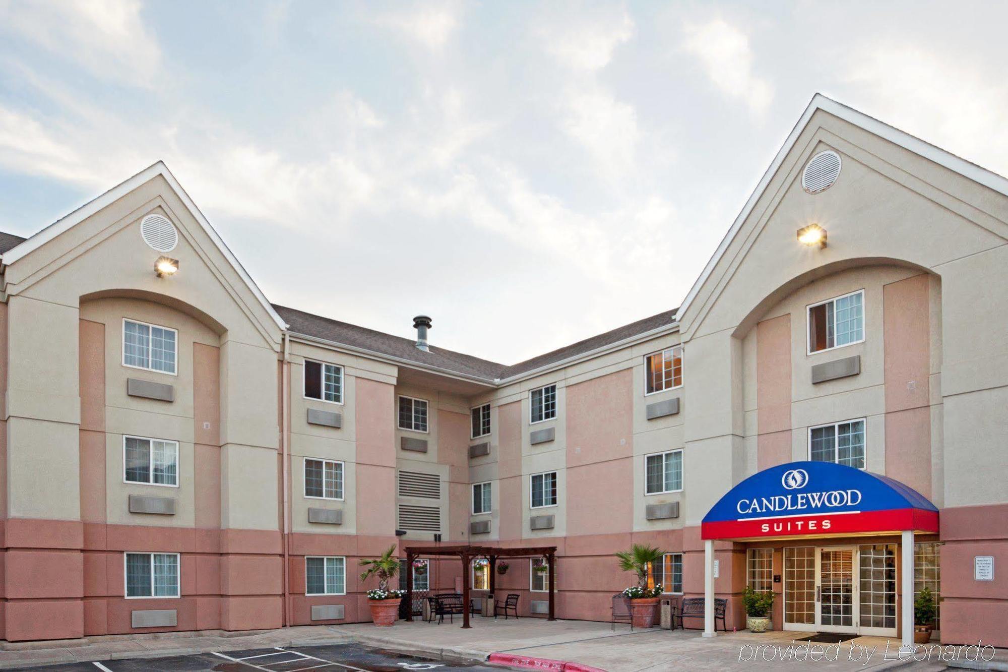 Sonesta Simply Suites Austin South Exterior photo
